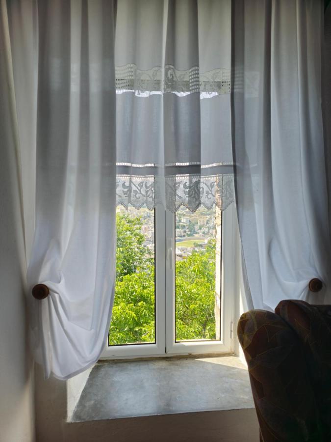 Traditional House Shapllo Gjirokastra Kültér fotó