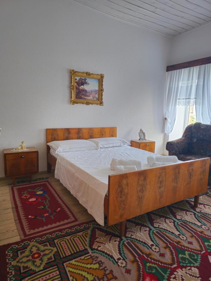 Traditional House Shapllo Gjirokastra Kültér fotó