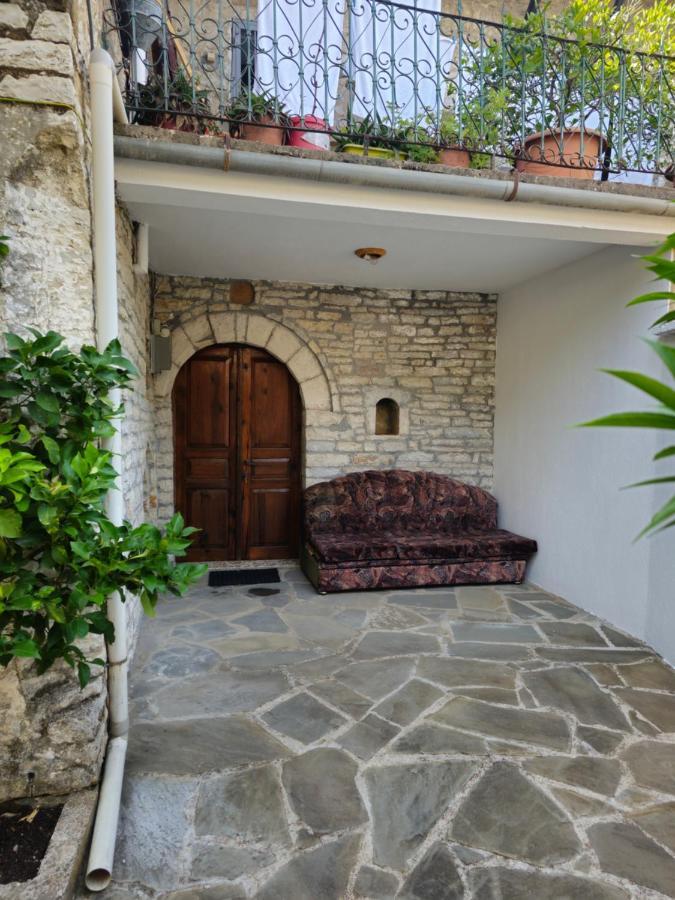 Traditional House Shapllo Gjirokastra Kültér fotó