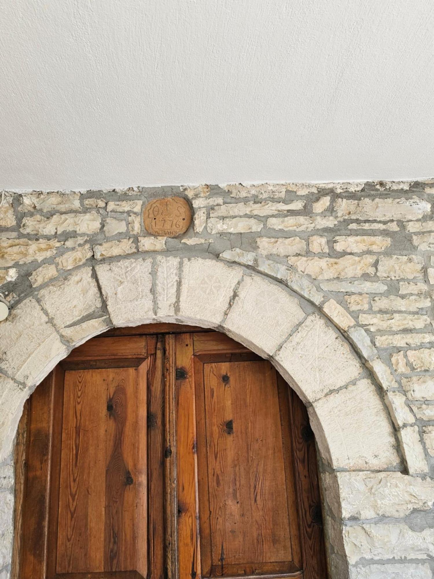 Traditional House Shapllo Gjirokastra Kültér fotó